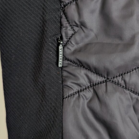 Athleta Insulated Flurry Vest Primaloft, Black, Small - Picture 4 of 5